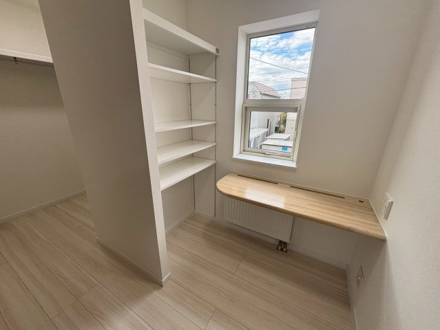 新川西3条4丁目の内装|ワークスペース別角度！