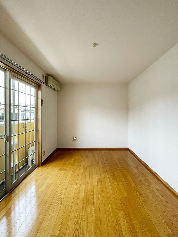 チロルコーポ春町Ⅰの居間・リビング