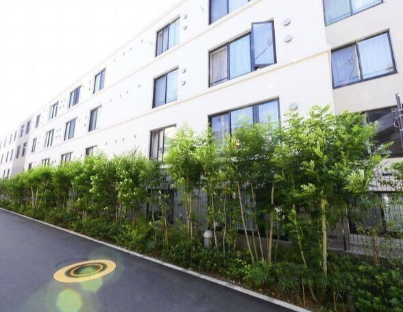 ラクラス中野南台の外観