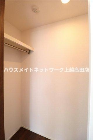 アグレッシブファインの収納|ウォークインクローゼット