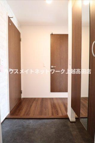 アグレッシブファインの玄関|玄関