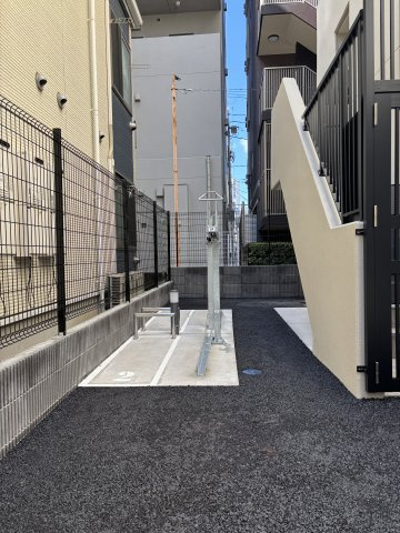 ＴＲＡＤＩＳ森下の駐車場