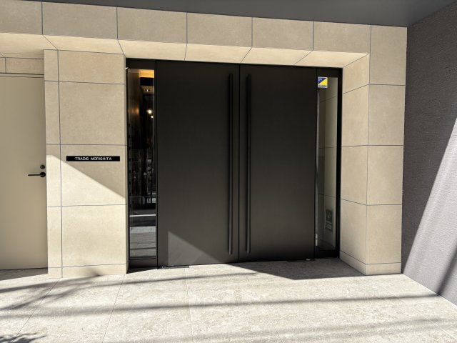 ＴＲＡＤＩＳ森下のエントランス