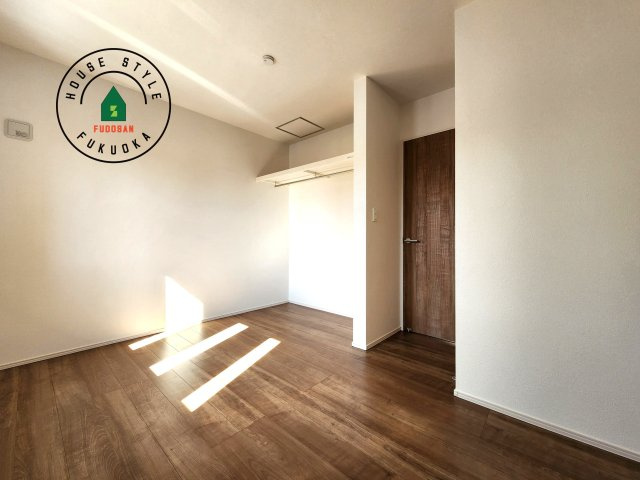 福津市若木台6丁目第2-1棟（1号棟）の内観：施工例|穏やかな光が差し込む室内には、穏やかな時間が流れます。