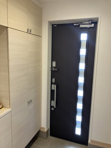 岸の丘町　中古戸建て（一条工務店施工）の玄関|玄関です