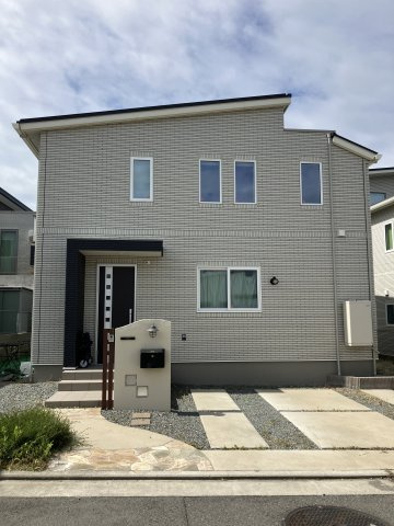 岸の丘町　中古戸建て（一条工務店施工）の外観|外観は落ち着いています