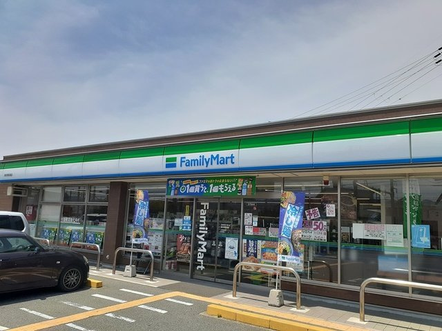 ベル・フランＡの周辺|ファミリーマート様まで673m