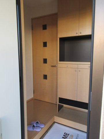 エスグランディールの玄関