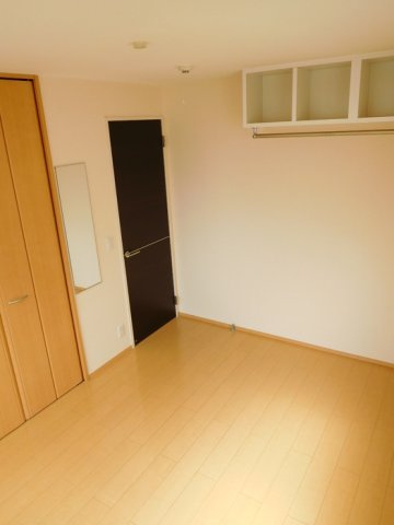 グランベルの洋室