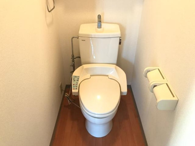 【トイレ】 | カーサ・ベルデＢ | シャワー付トイレ