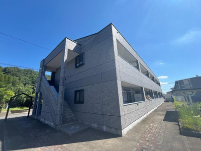 【外観】 | カーサ・ベルデＢ | 外観写真（昼）