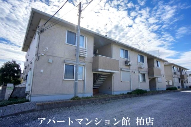 カームベリーＡの外観