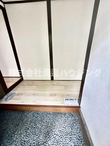 東鳴尾1丁目一戸建の玄関