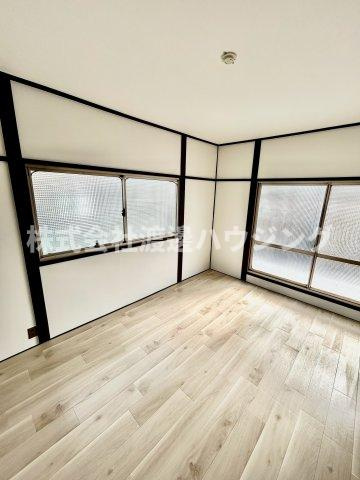 東鳴尾1丁目一戸建のその他|窓