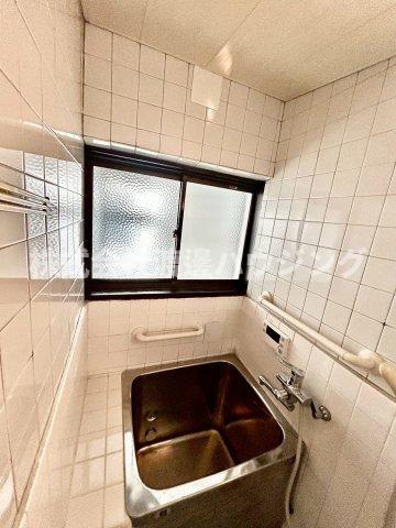 東鳴尾1丁目一戸建のその他|窓