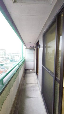 【バルコニー】 | 協栄マンションOYAMA | ※同間取りの701号室の写真です