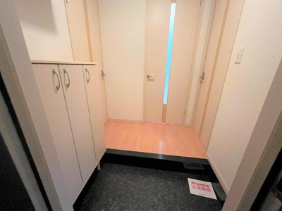 【玄関】 | ラッフィナート田園 | 玄関