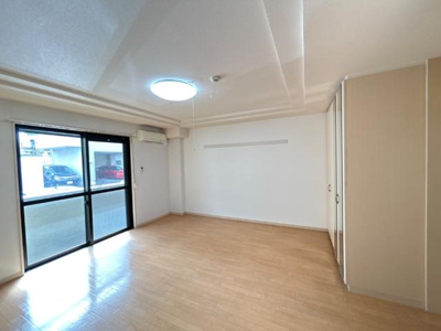 【内装】 | ラッフィナート田園 | 洋室