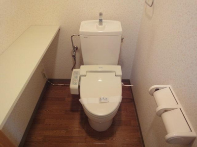 【トイレ】 | ヴィラ・マリアージュ | シャワー付トイレ