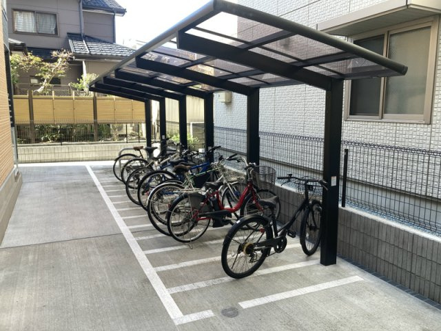 【その他】 | CHEZREVE