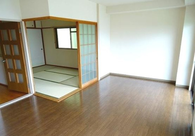 【居間・リビング】 | 第9摂津グリーンハイツ