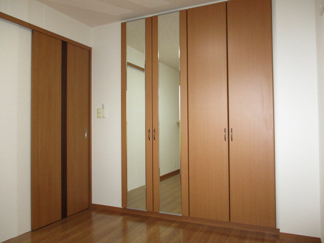 パステルコート二上の寝室