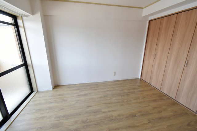 REVE甲東園Ⅰの洋室