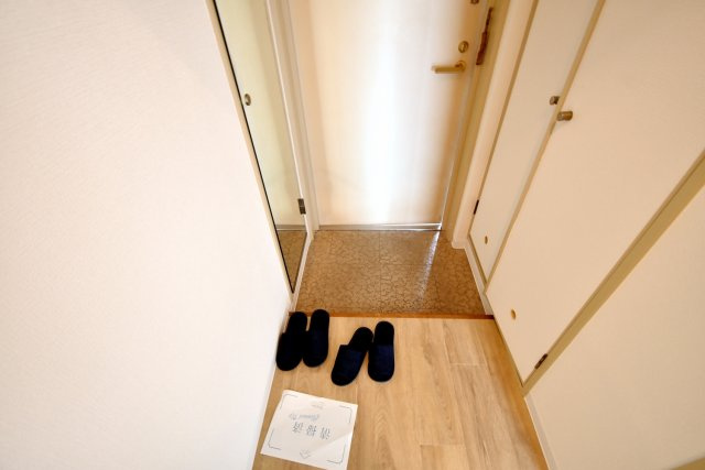 REVE甲東園Ⅰの玄関