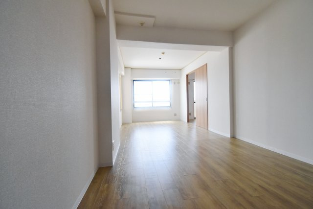 REVE甲東園Ⅰの居間・リビング