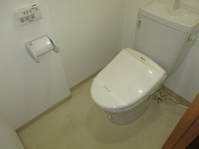 第1岡田マンションのトイレ