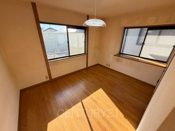 玉村町大字斎田中古住宅の洋室