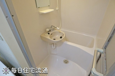 【浴室】 | ドゥエル上用賀B