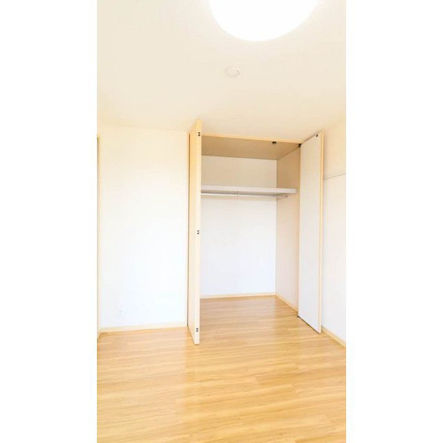 岐阜市水海道２丁目のアパートの収納