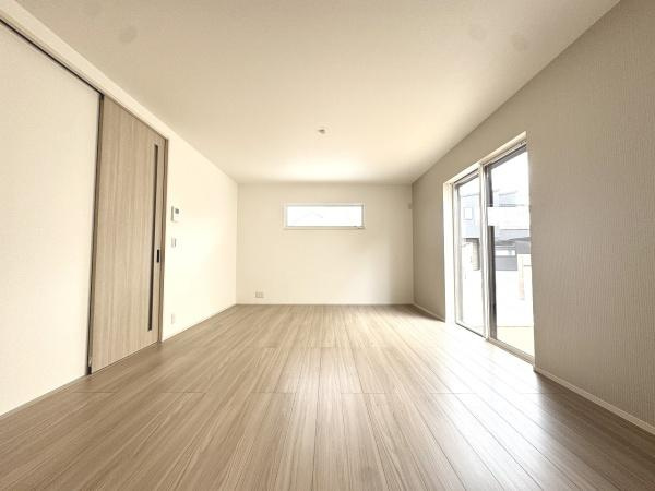 【居間・リビング】 | 加古川市第1平岡町二俣2号棟　新築戸建