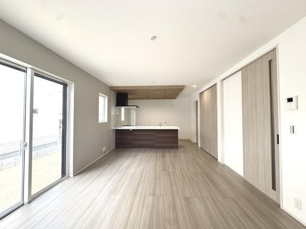 【居間・リビング】 | 加古川市第1平岡町二俣2号棟　新築戸建
