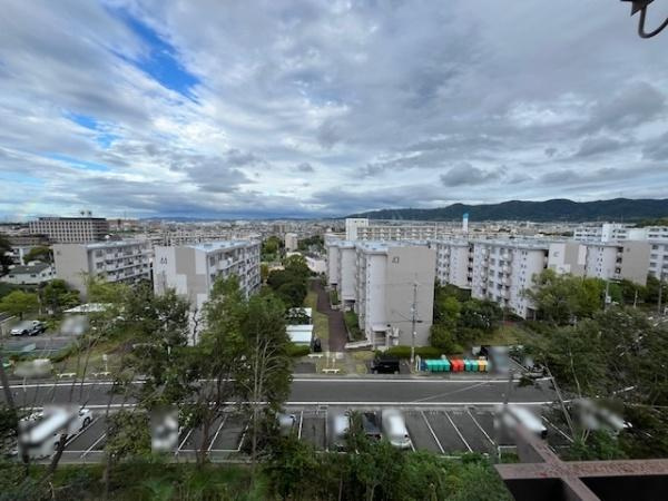 【バルコニー】