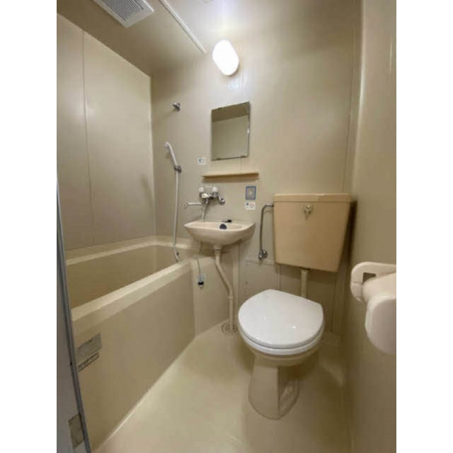 岐阜市三田洞東５丁目のアパートの浴室