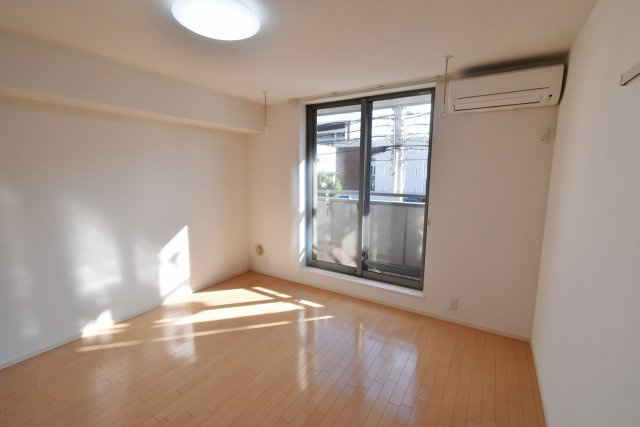 スマートコート西宮の居間・リビング