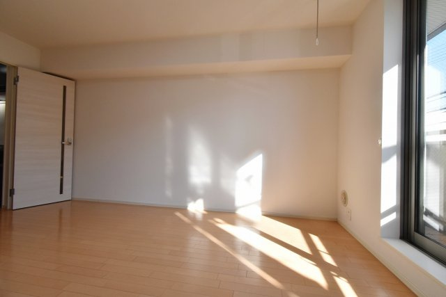 スマートコート西宮の居間・リビング