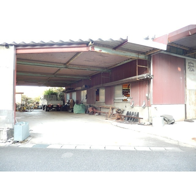 羽島市舟橋町６丁目の倉庫の内装