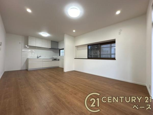 香芝市逢坂４丁目　一戸建の居間・リビング