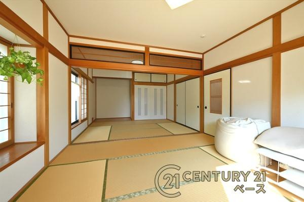 生駒郡三郷町立野南３丁目の中古一戸建の和室|■現地撮影写真■ご家族のくつろぎスペースとしてもご利用いただけます。