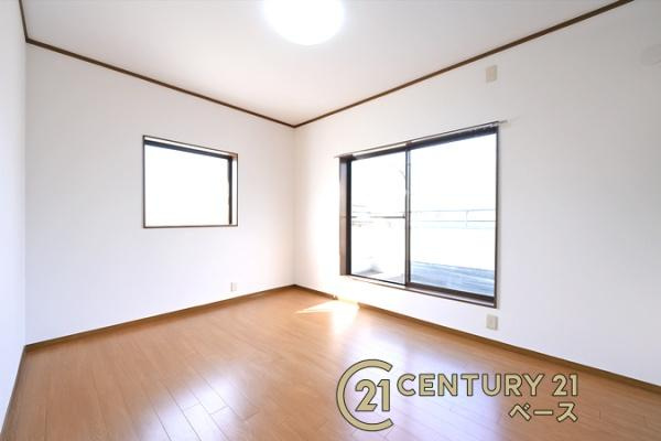 生駒郡三郷町立野南３丁目の中古一戸建の洋室|■現地撮影写真■明るい雰囲気の洋室です！