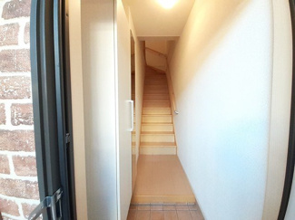 【玄関】 | ベラ・ルーチェ