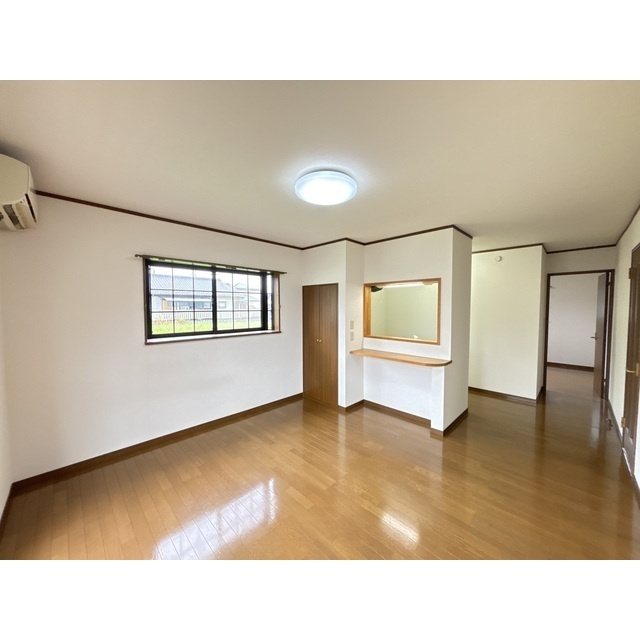 サンパティークの居間・リビング