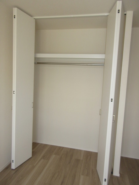 オーラム ブルーム豊玉の収納|★洋室クローゼット★