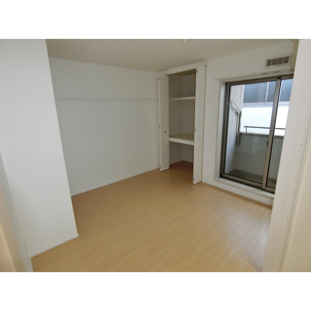 アドニスコート堺の居間・リビング|洋室