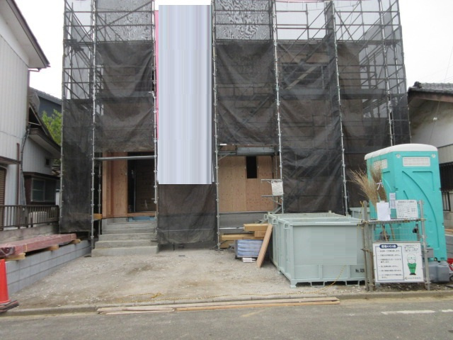 【仲介手数料無料】新築戸建　深谷市岡里7-17（全1棟オール電化住宅）の前面道路含む現地写真