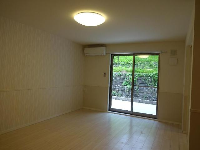 【内装】 | 洋室（イメージ）