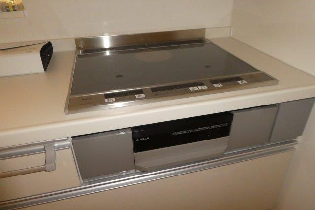 【キッチン】 | ザルツブルグ中林 | 3口ＩＨコンロ